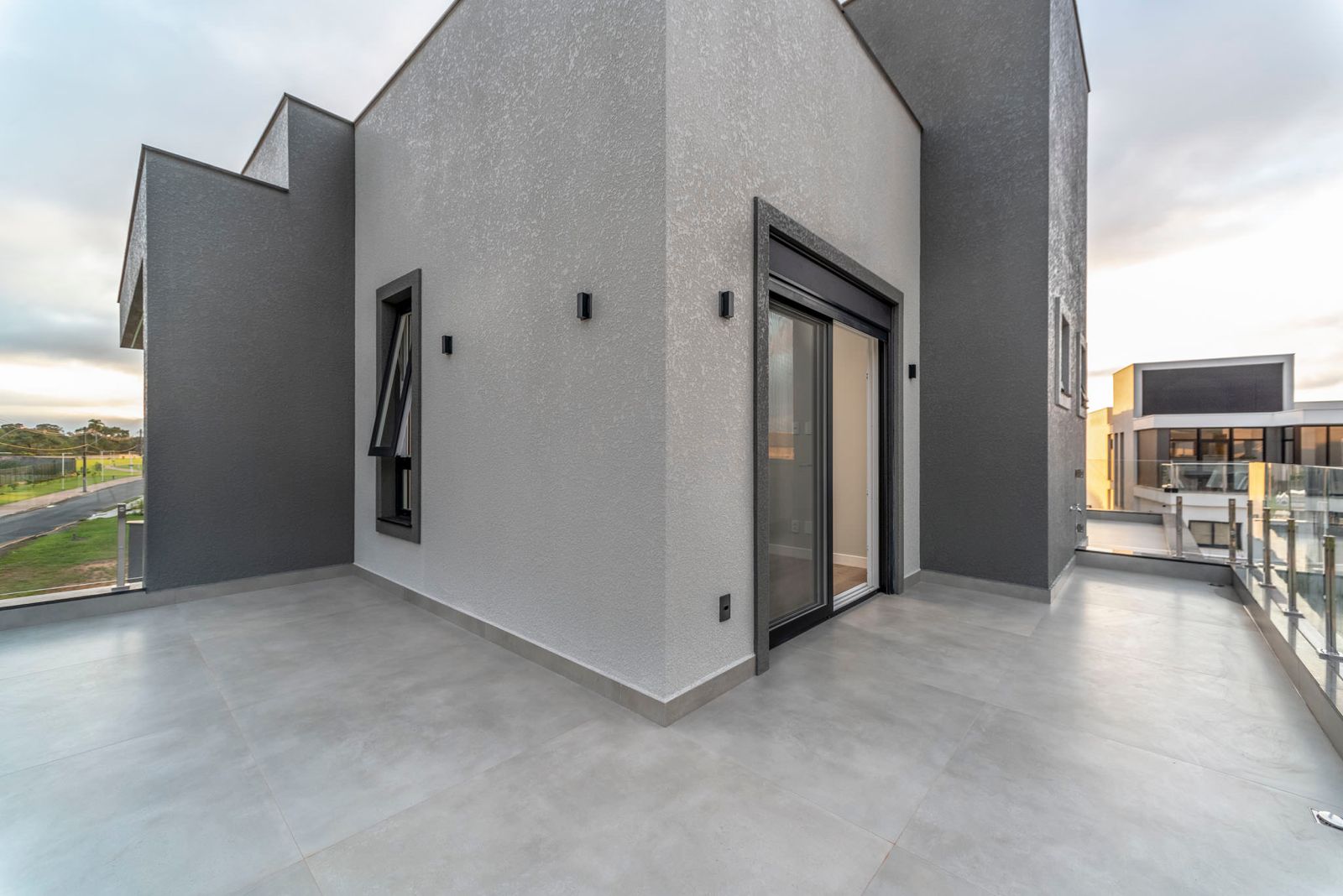 d25aaf80-a2db-46c1-8cc1-adcbf621d35f