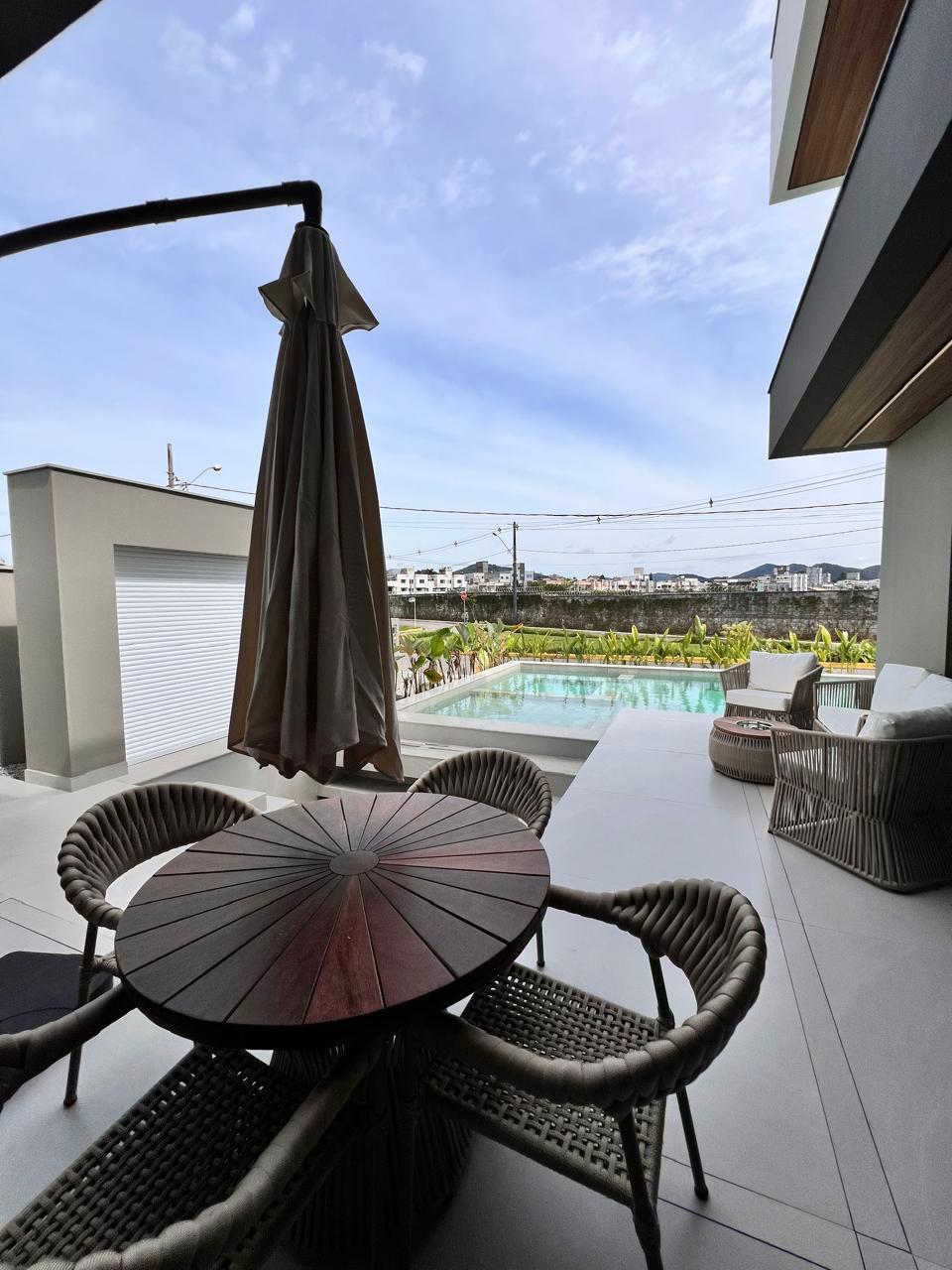 decd78f5-1c11-4207-90b0-dd8aa1085c9d