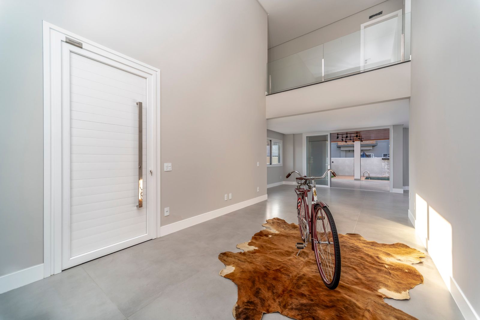 f89a9493-f203-4d05-855f-d46a992536dc